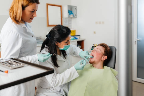 Best Emergency Dental Care for Broken or Chipped Teeth in Tecumseh, NE